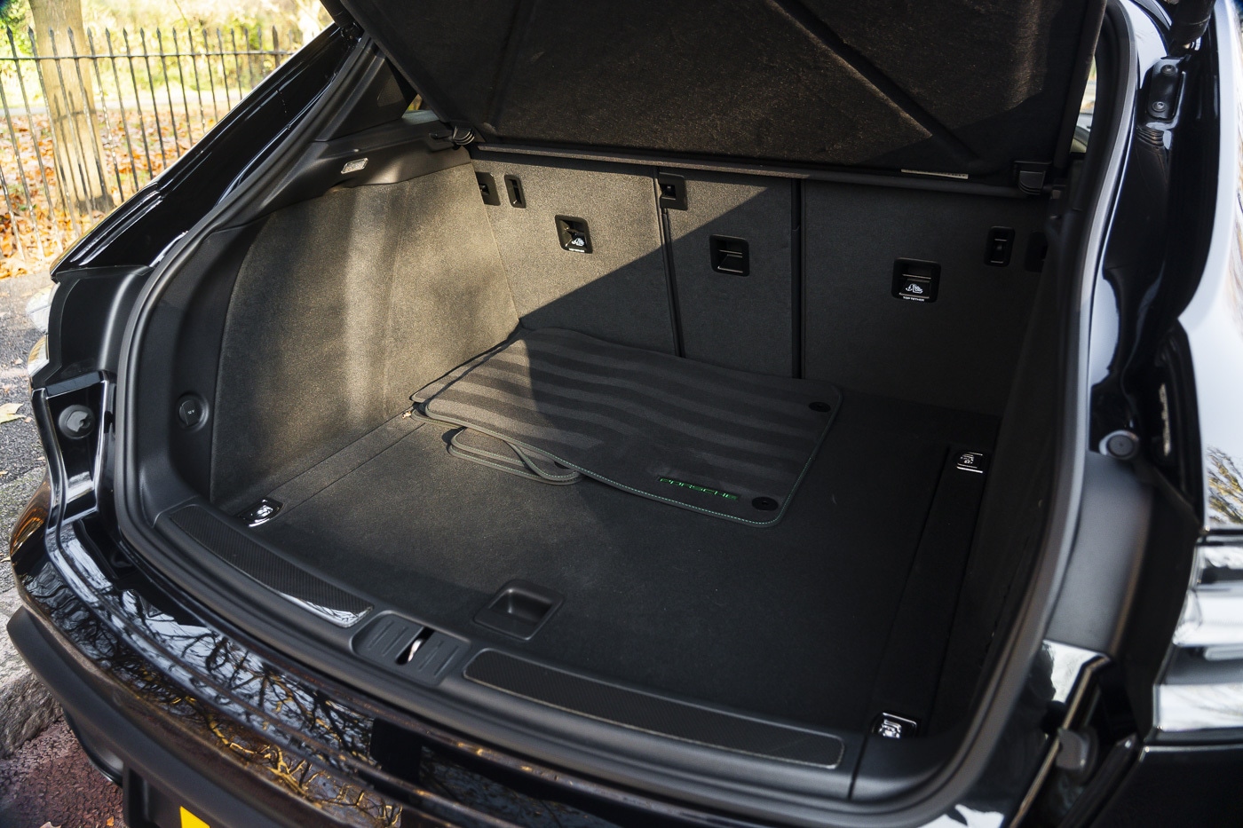 Used Porsche Macan 2024 for sale - 76758005: Photo 54