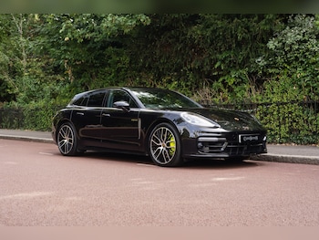 Used Porsche Panamera 2023 for sale - 75595744: Photo