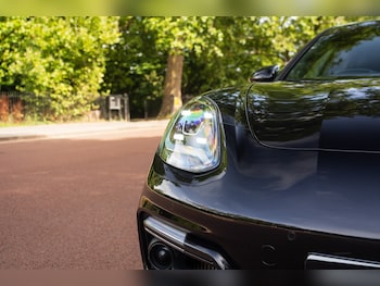 Used Porsche Panamera 2023 for sale - 75595744: Photo