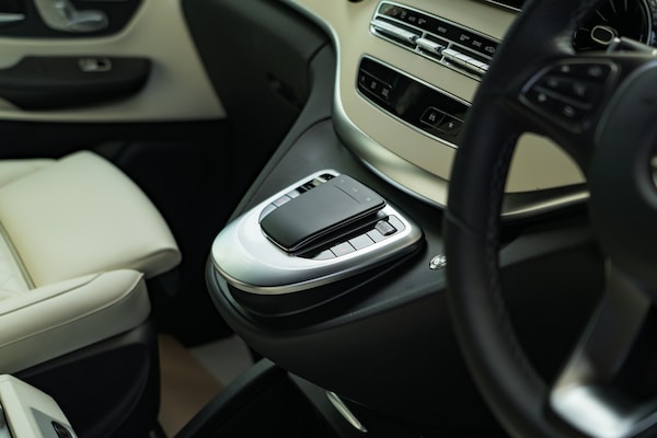 Used Mercedes-Benz V-Class 2023 for sale - 75393909: Photo 22