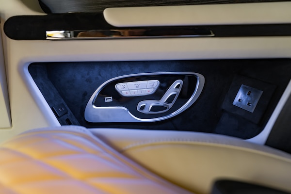 Used Mercedes-Benz V-Class 2023 for sale - 75393909: Photo 31