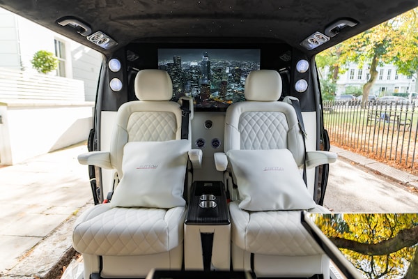 Used Mercedes-Benz V-Class 2023 for sale - 75393909: Photo 3