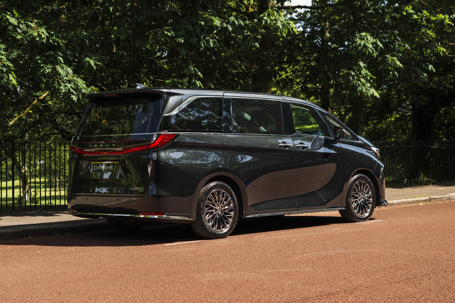 Used Lexus LM 2025 for sale - 76452077: Photo 7