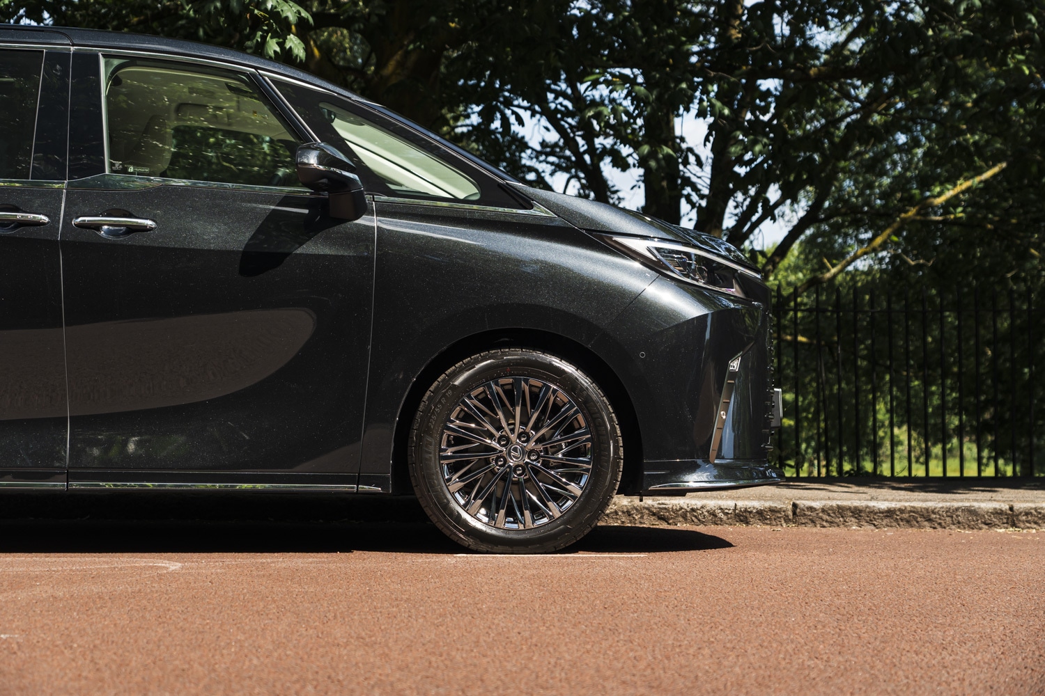 Used Lexus LM 2025 for sale - 76452077: Photo 9