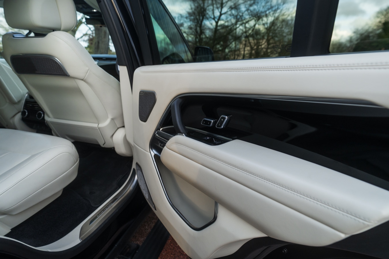 Used Land Rover Range Rover 2024 for sale - 77810249: Photo 29