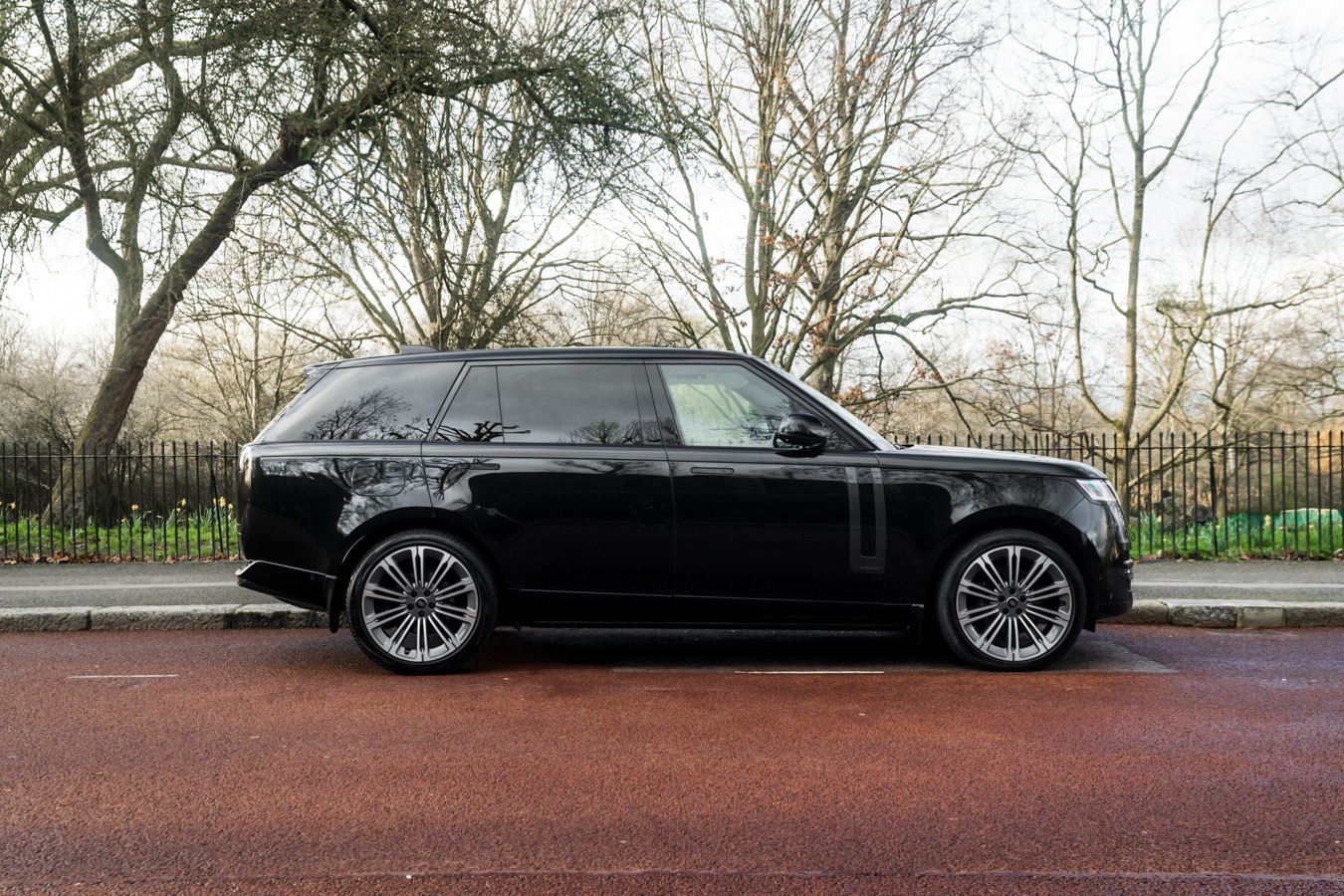 Used Land Rover Range Rover 2024 for sale - 77810249: Photo 3