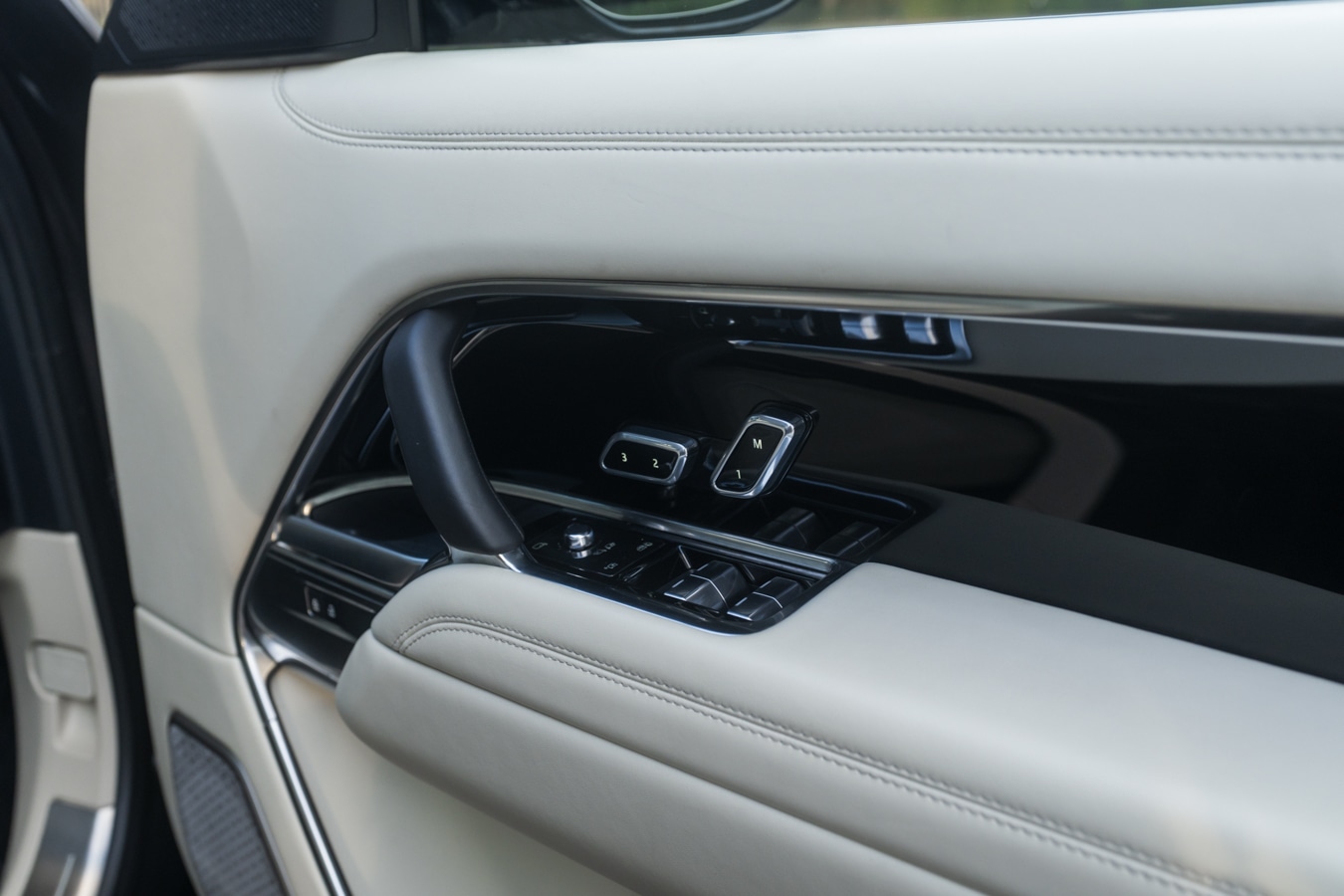 Used Land Rover Range Rover 2024 for sale - 77810249: Photo 50