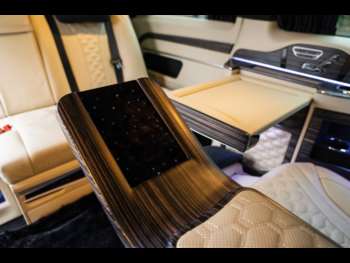 Used Mercedes-Benz V-Class 2023 for sale - 73724344: Photo