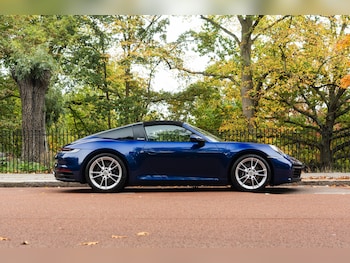 Used Porsche 911 2023 for sale - 76312374: Photo 3