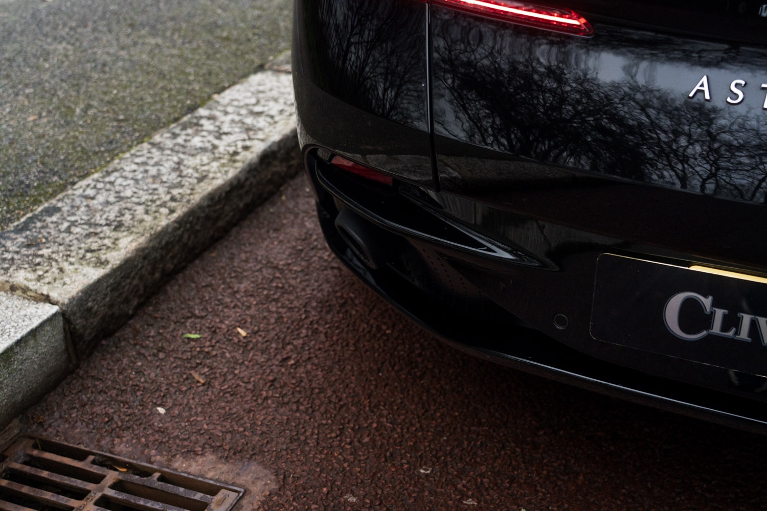 Used Aston Martin DB11 2023 for sale - 77627610: Photo 25