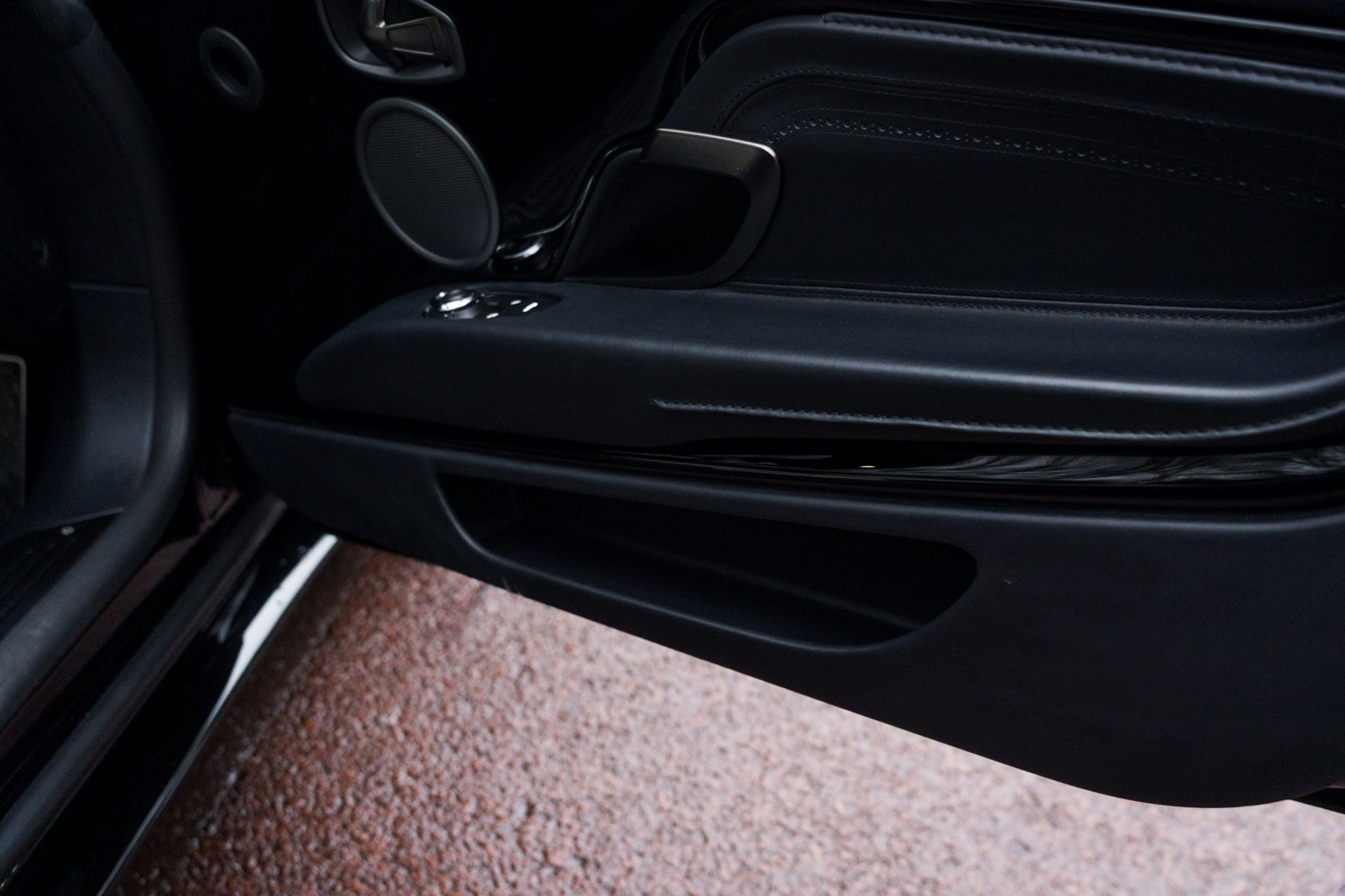 Used Aston Martin DB11 2023 for sale - 77627610: Photo 47