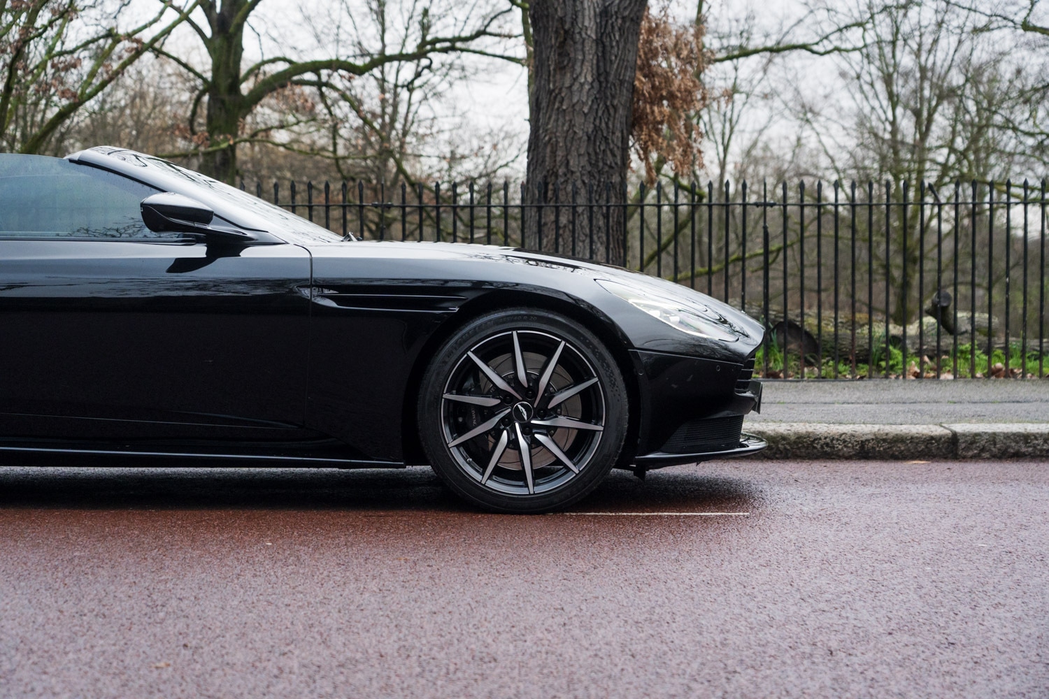 Used Aston Martin DB11 2023 for sale - 77627610: Photo 6