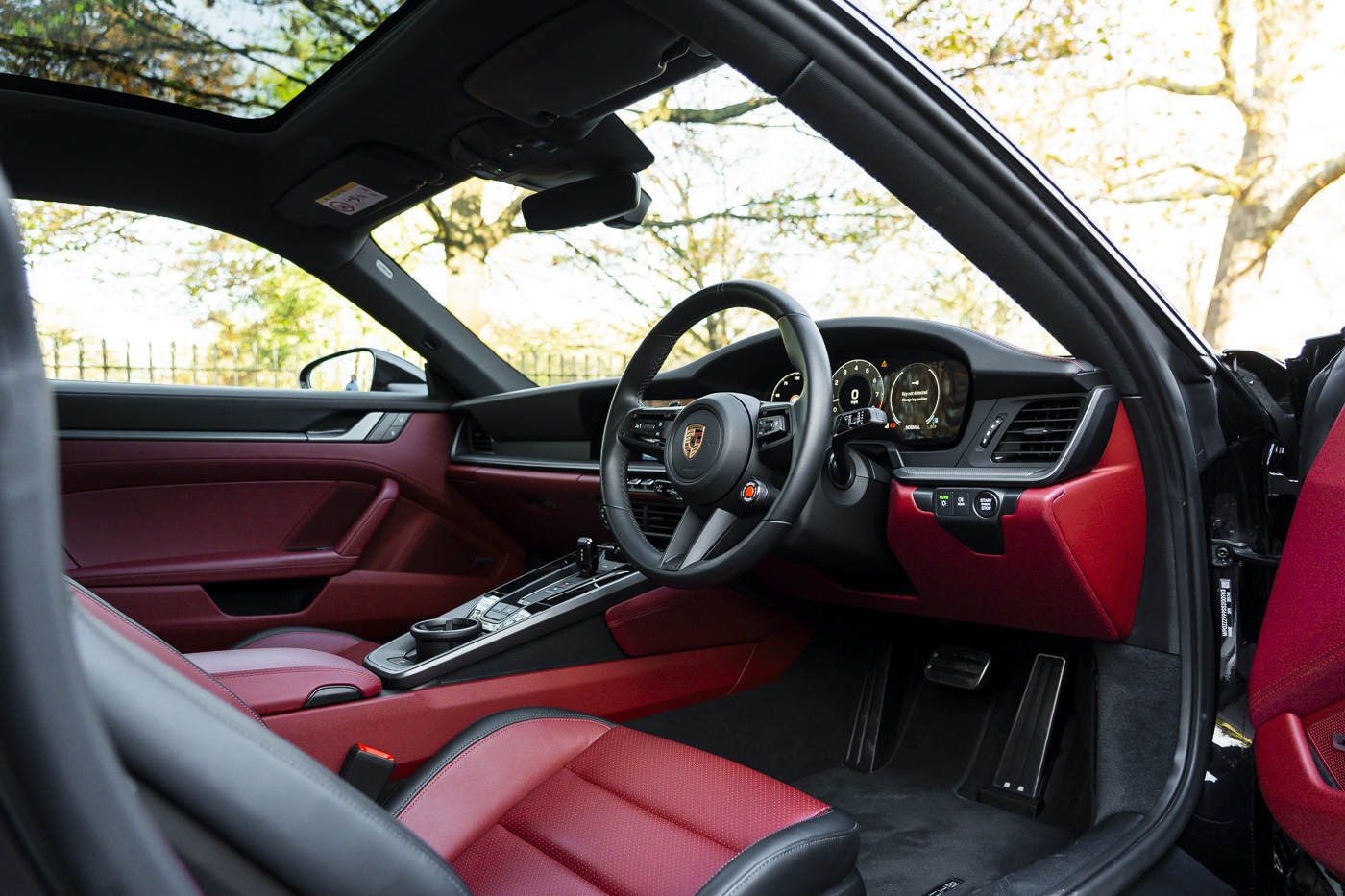 Used Porsche 911 2024 for sale - 76757947: Photo 25