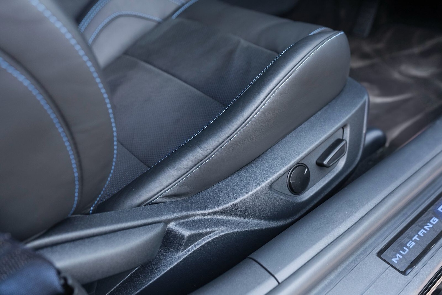 Used Ford Mustang 2025 for sale - 76332268: Photo 32