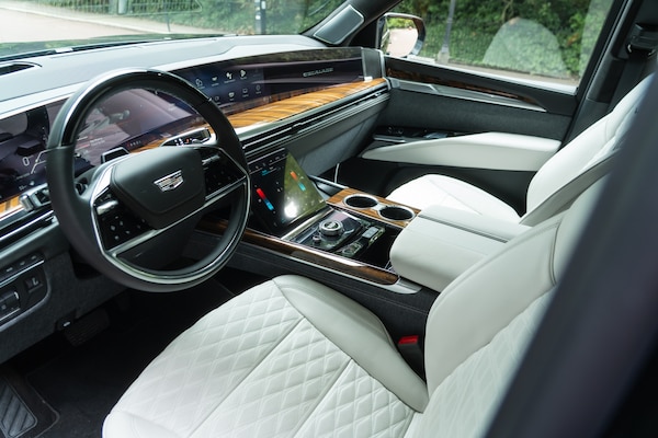 Used Cadillac Escalade 2025 for sale - 75595754: Photo 32