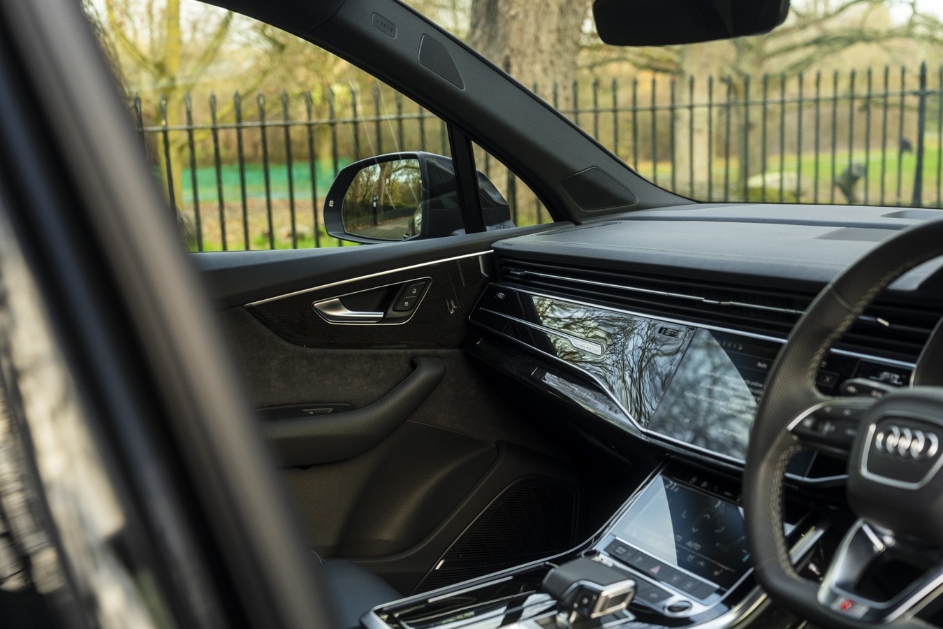 Used Audi Q7 2023 for sale - 77010447: Photo 34