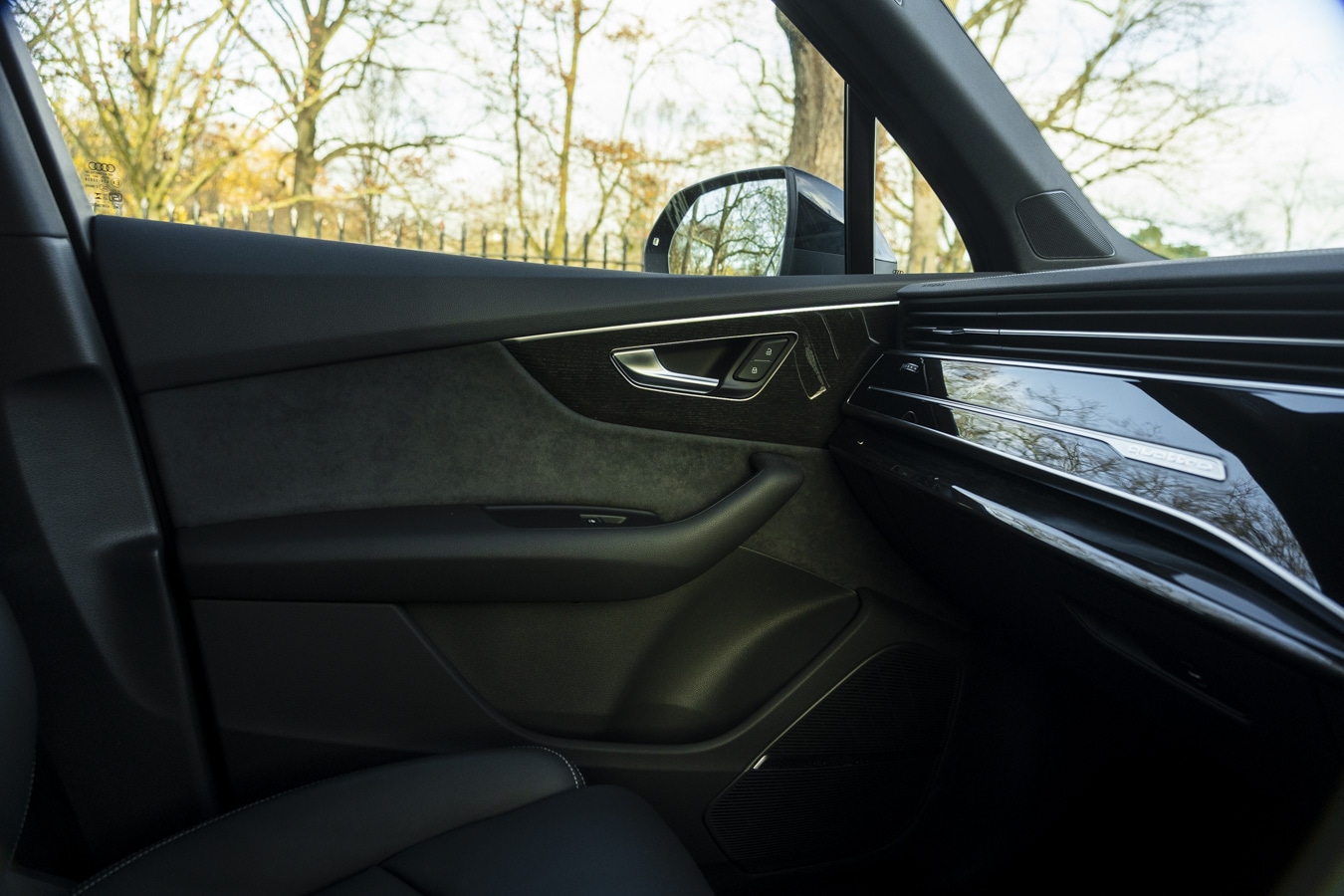 Used Audi Q7 2023 for sale - 77010447: Photo 35