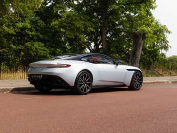 Used Aston Martin DB11 2018 for sale - 75180730: Photo