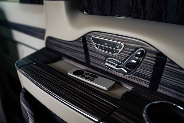 Used Mercedes-Benz V-Class 2022 for sale - 75393391: Photo 31