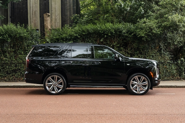 Used Cadillac Escalade 2025 for sale - 75393443: Photo 2