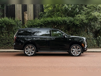 Used Cadillac Escalade 2025 for sale - 75393443: Photo