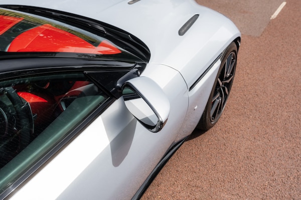Used Aston Martin DB11 2018 for sale - 75393270: Photo 18