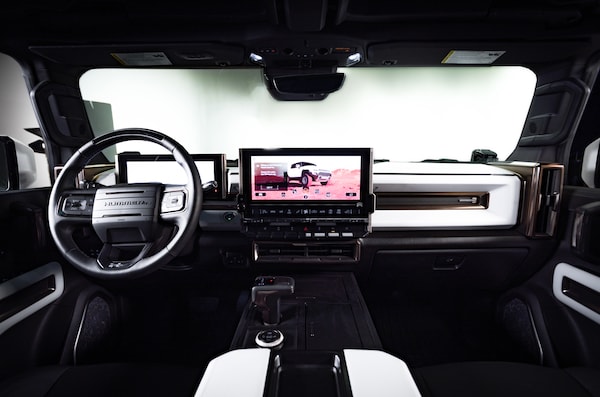 Used Hummer H2 2024 for sale - 75393273: Photo 2