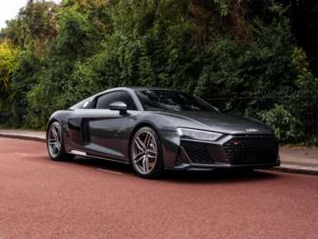 2020 - 5.2 FSI V10 Quattro 2dr S Tronic