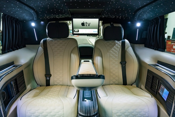 Used Mercedes-Benz V-Class 2023 for sale - 75393584: Photo 19