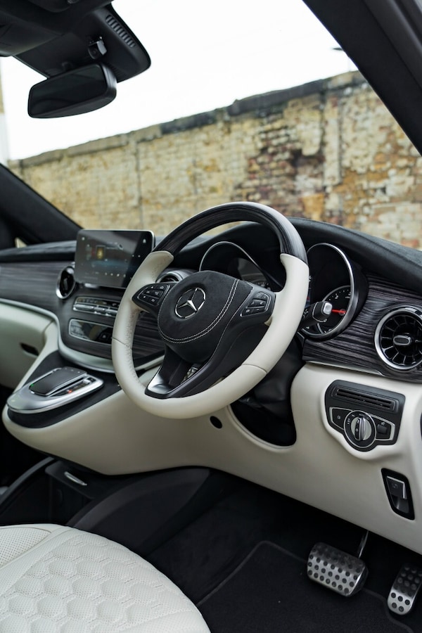 Used Mercedes-Benz V-Class 2023 for sale - 75393584: Photo 31