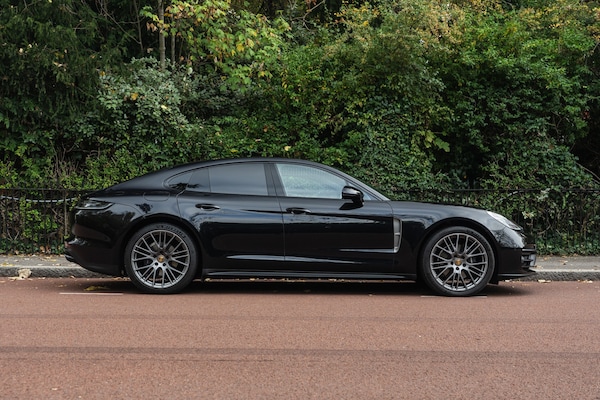 Used Porsche Panamera 2023 for sale - 76344155: Photo 3