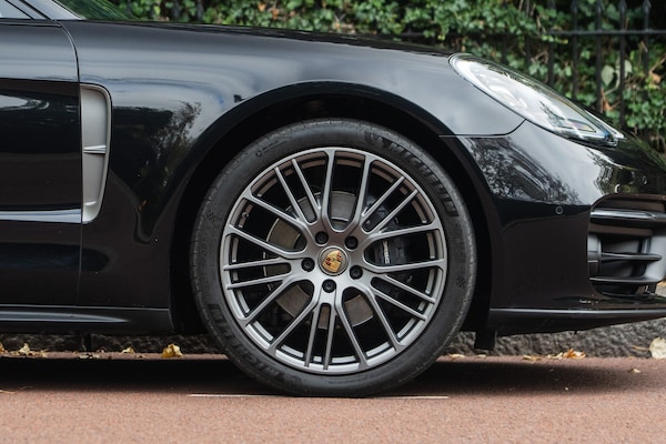 Used Porsche Panamera 2023 for sale - 76344155: Photo 7