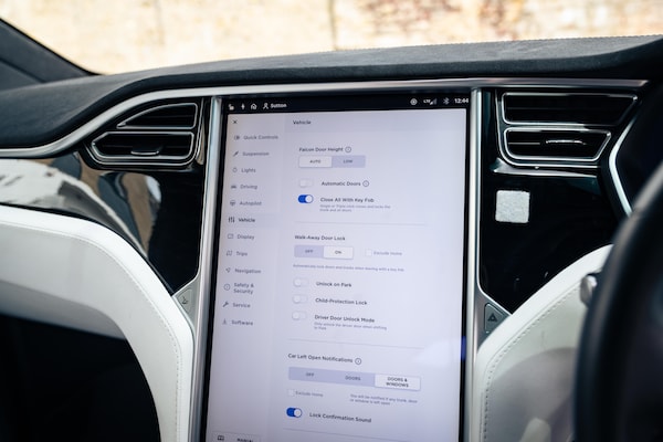 Used Tesla Model X 2017 for sale - 75393351: Photo 15
