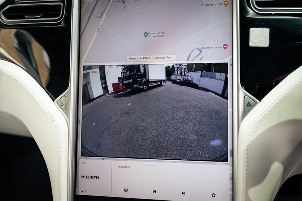 Used Tesla Model X 2017 for sale - 75393351: Photo 17