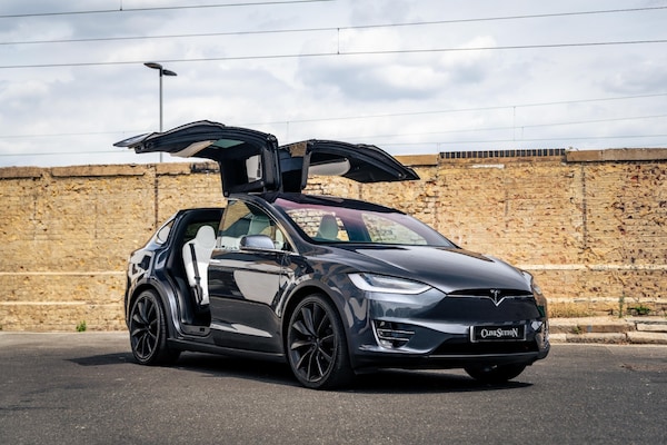 Used Tesla Model X 2017 for sale - 75393351: Photo 2