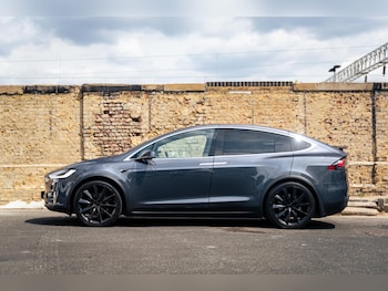 Used Tesla Model X 2017 for sale - 75393351: Photo
