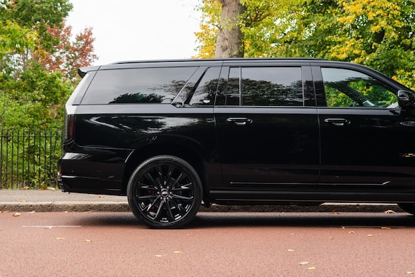 Used Cadillac Escalade 2025 for sale - 75393354: Photo 14