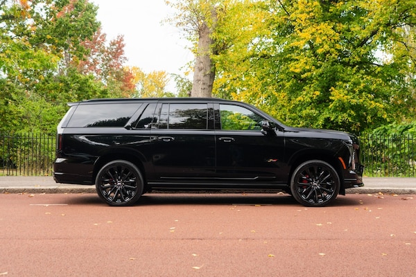 Used Cadillac Escalade 2025 for sale - 75393354: Photo 3