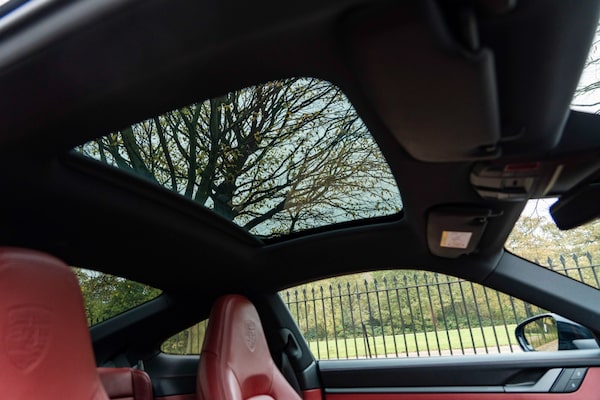 Used Porsche 911 2021 for sale - 75393398: Photo 37