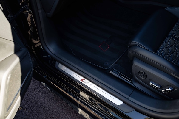 Used Audi RS7 2023 for sale - 76217120: Photo 24