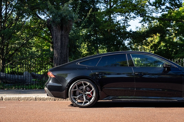 Used Audi RS7 2023 for sale - 76217120: Photo 9