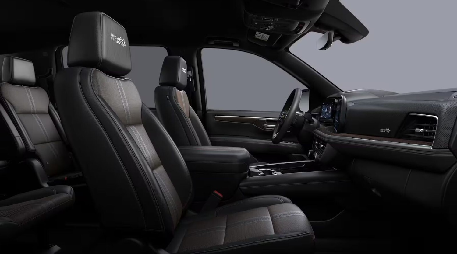 Used Chevrolet Suburban 2025 for sale - 76332142: Photo 11