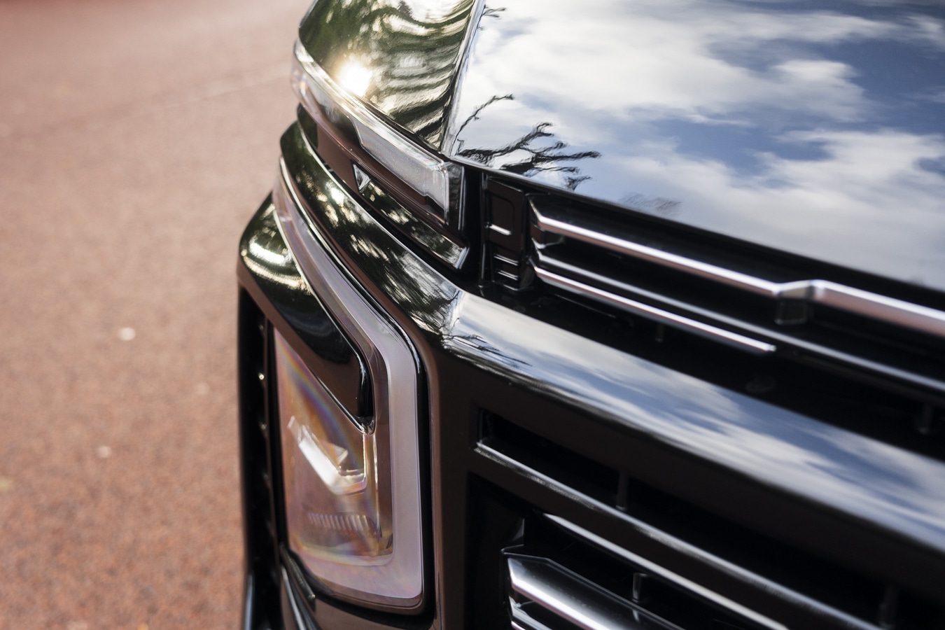 Used Chevrolet Suburban 2025 for sale - 76332142: Photo 14