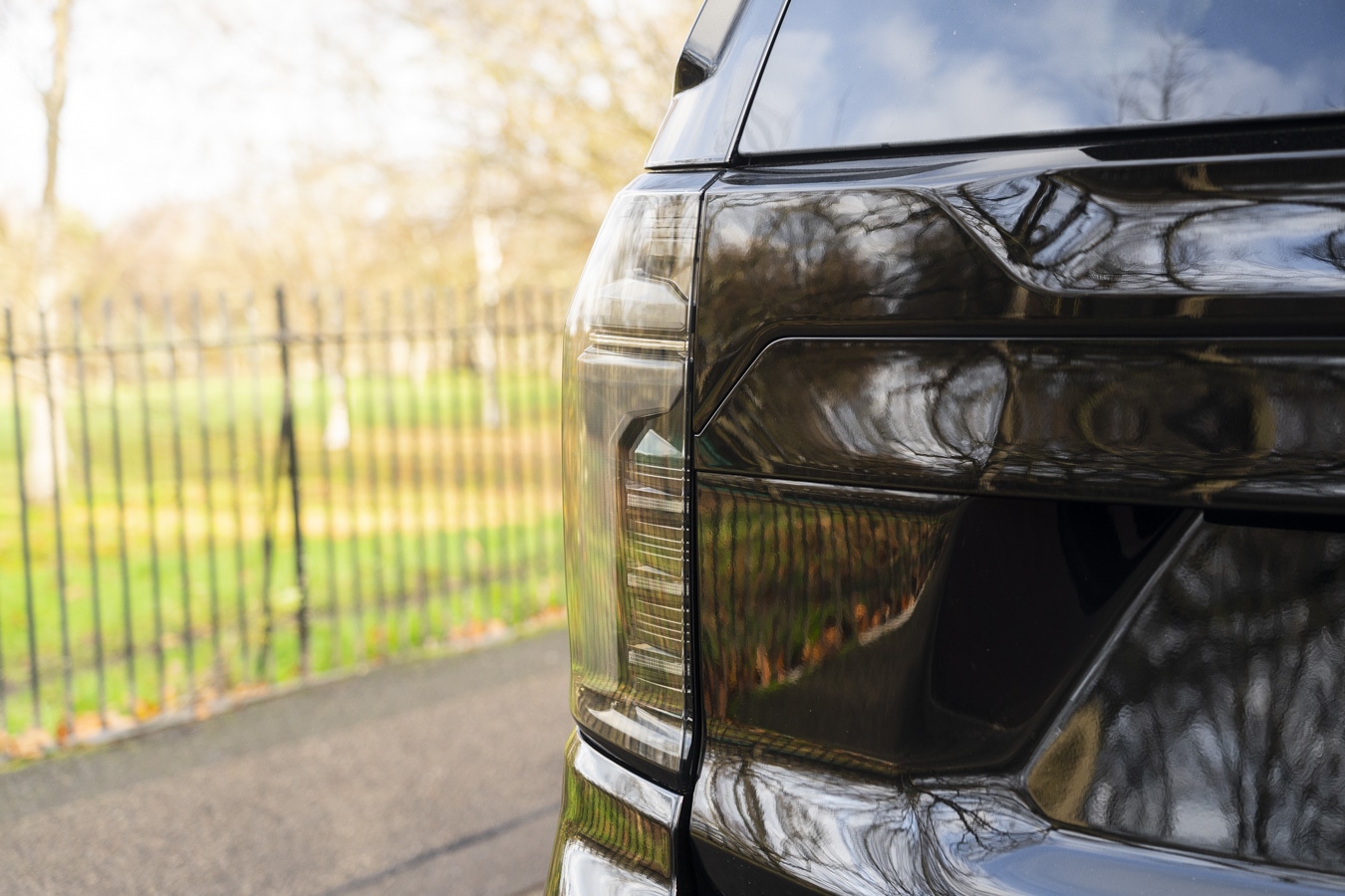 Used Chevrolet Suburban 2025 for sale - 76332142: Photo 24