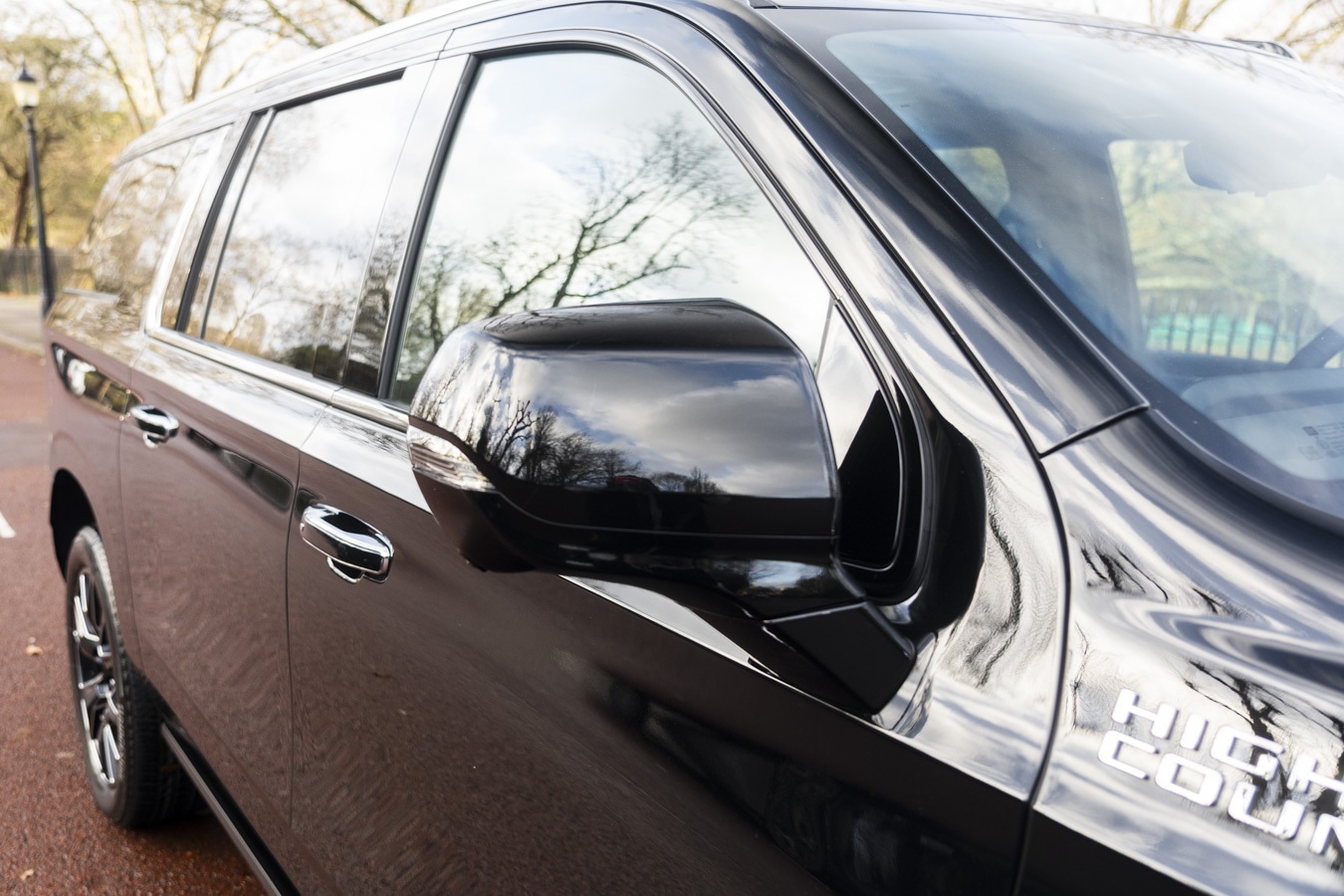 Used Chevrolet Suburban 2025 for sale - 76332142: Photo 26