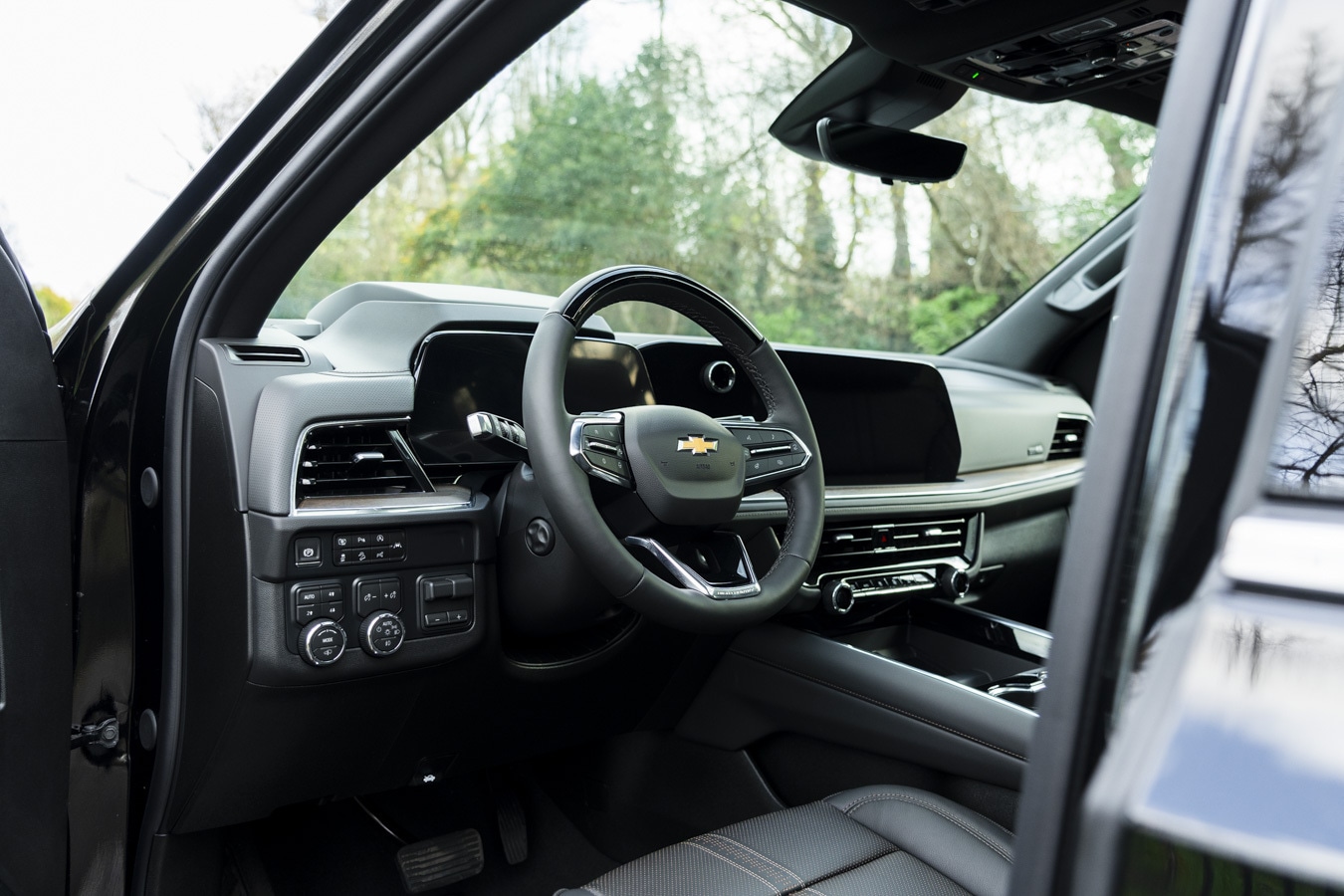 Used Chevrolet Suburban 2025 for sale - 76332142: Photo 27