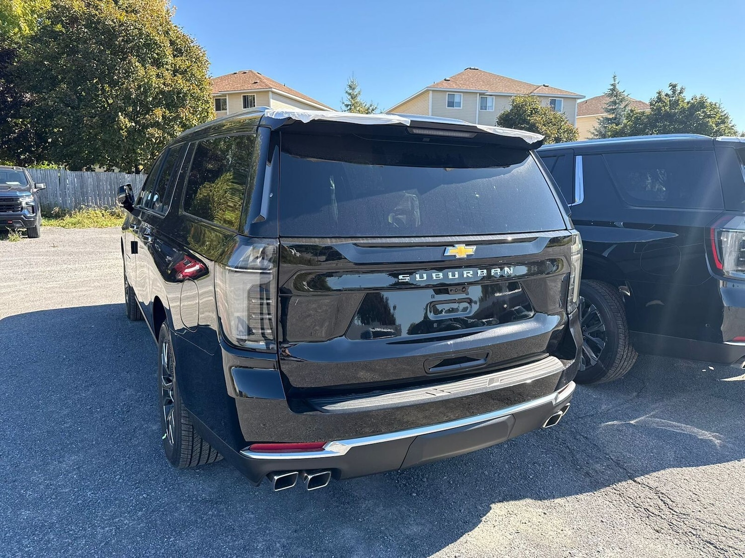 Used Chevrolet Suburban 2025 for sale - 76332142: Photo 4
