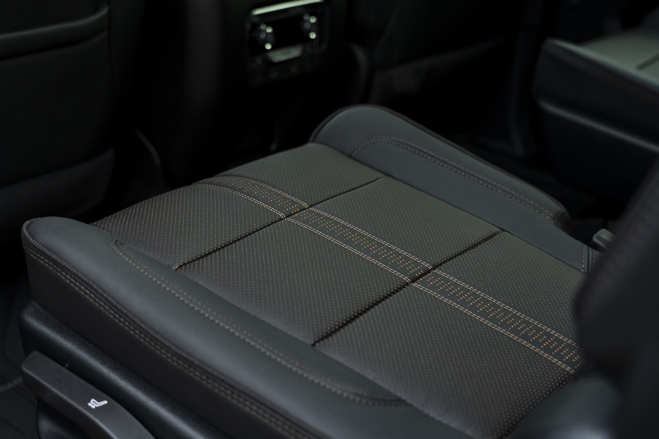 Used Chevrolet Suburban 2025 for sale - 76332142: Photo 41