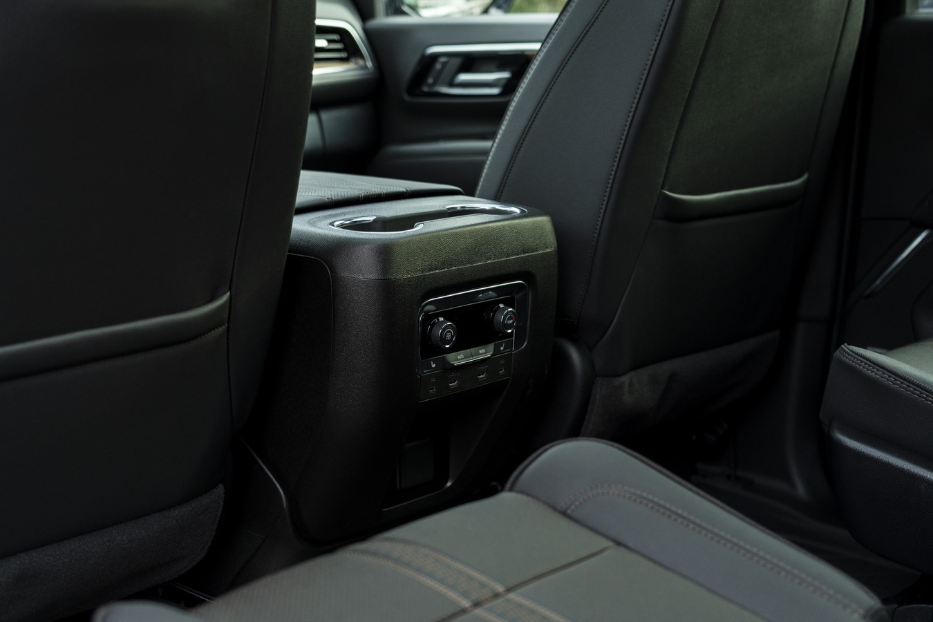 Used Chevrolet Suburban 2025 for sale - 76332142: Photo 42