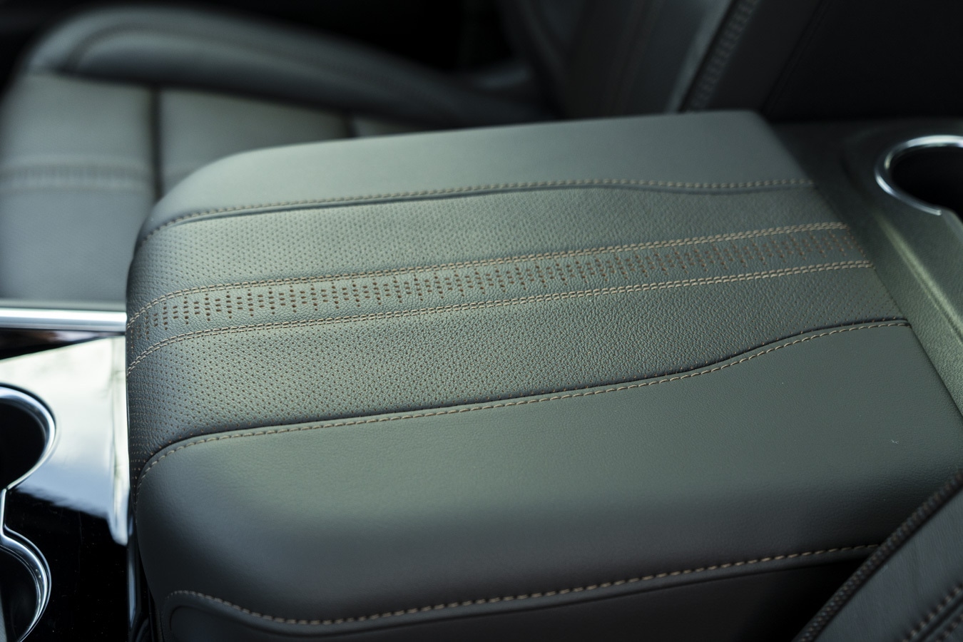 Used Chevrolet Suburban 2025 for sale - 76332142: Photo 48